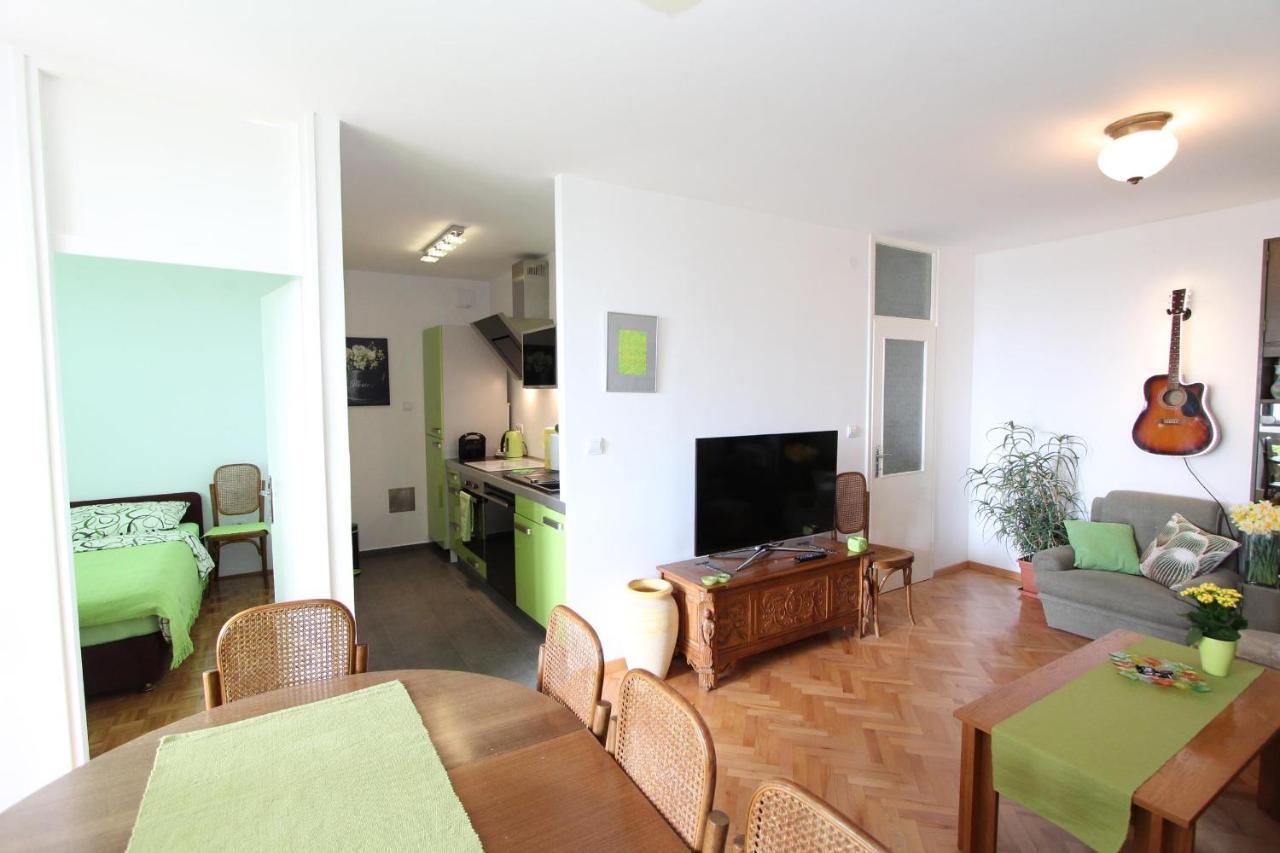 Apartment Elia Rovinj Exteriör bild